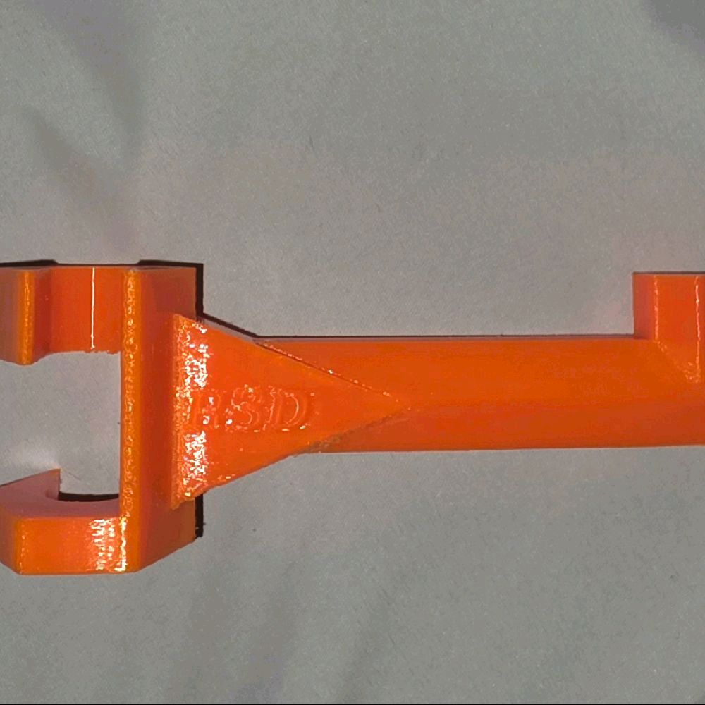 H3D Bow/hard hat hanger for secure car storage